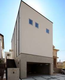 RC造ガレージとcasa cubeが融合した混構造長期優良住宅